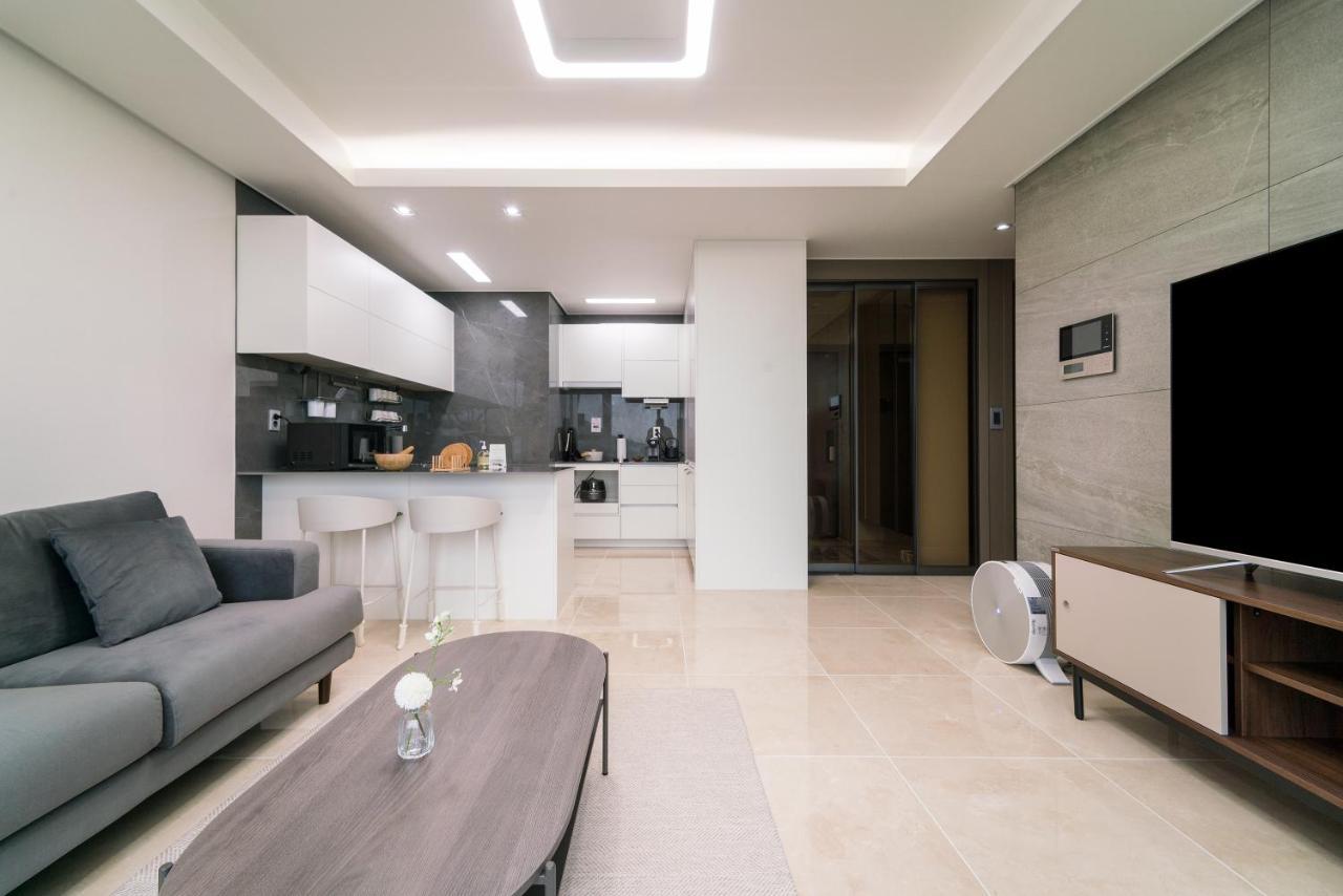 Le Collective Busan Station Ngoại thất bức ảnh
